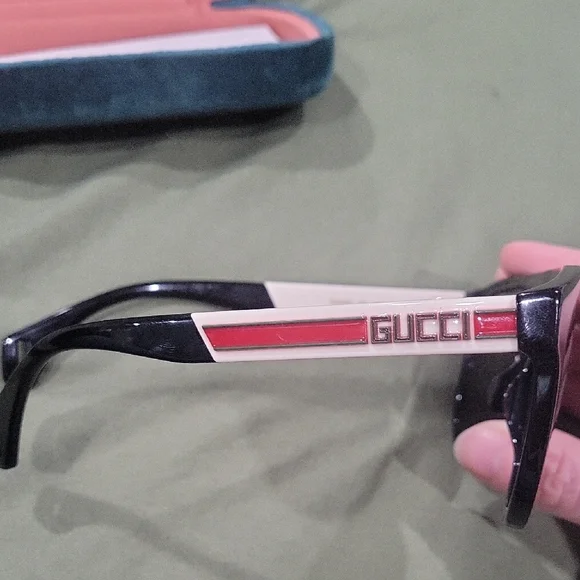 Gucci Black Aviator Sunglasses - Picture 7 of 7